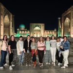 Plaza Rajastan, Uzbekistan, Grupo Mujeres