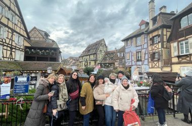 Alsacia, mercadillos navidad, grupo mujeres