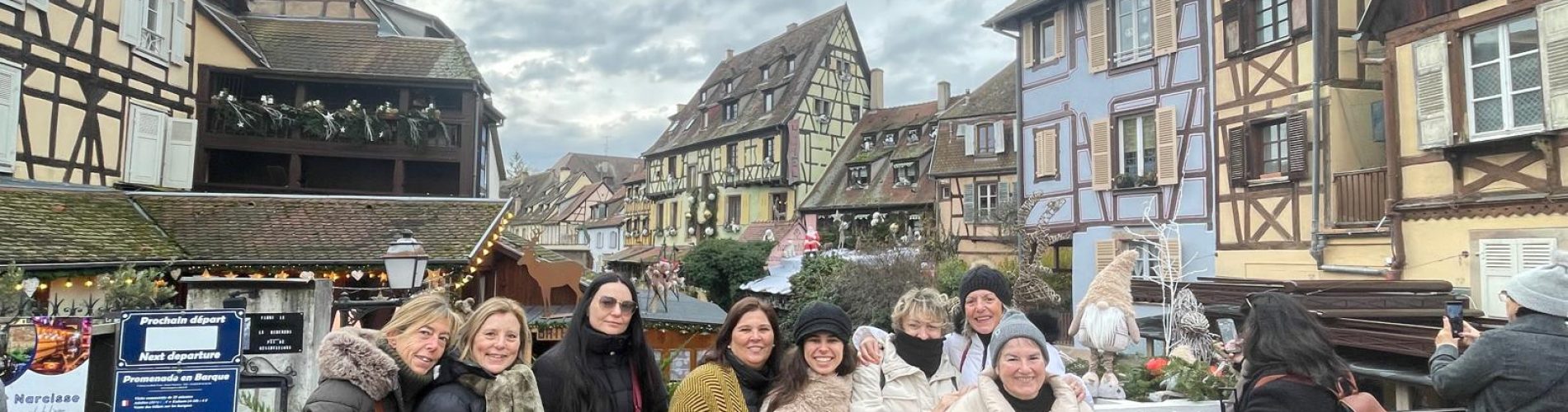 Alsacia, mercadillos navidad, grupo mujeres