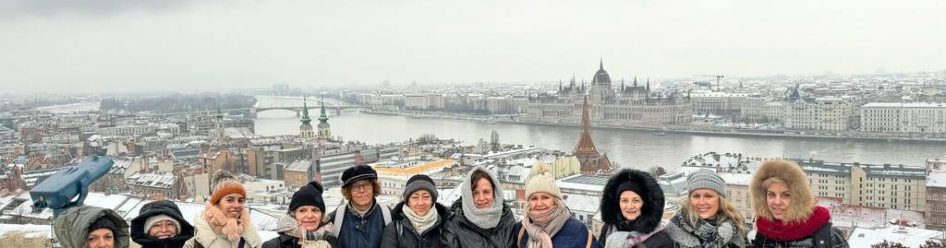 Budapest, mirador, grupo mujeres