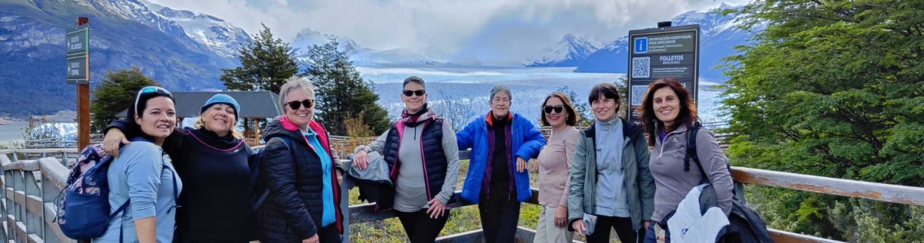 Calafate, Argentina, grupo mujeres