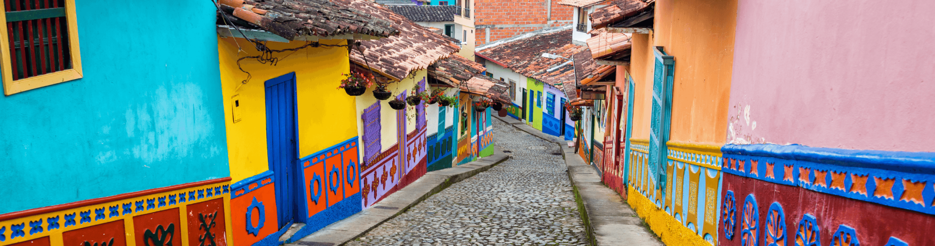 Calle Colores, Guatape, Colombia