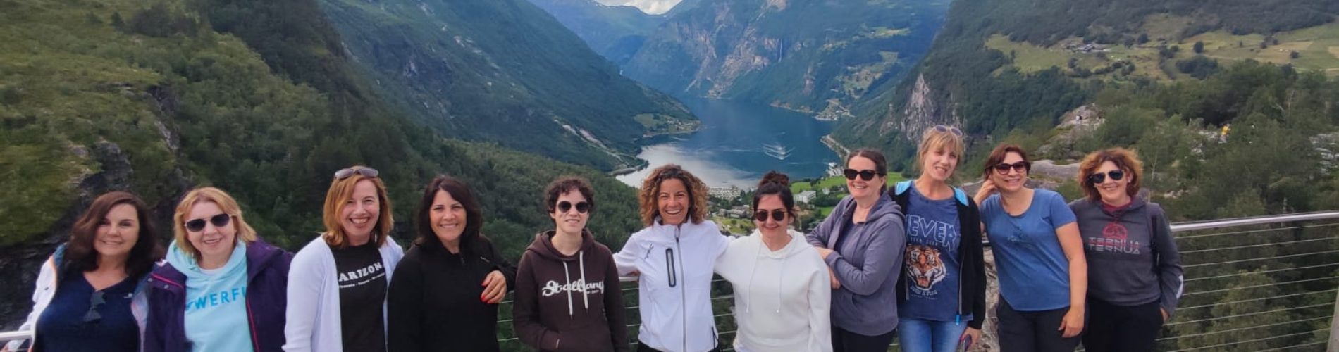 Fiordo de los Sueños, Noruega, Grupo mujeres