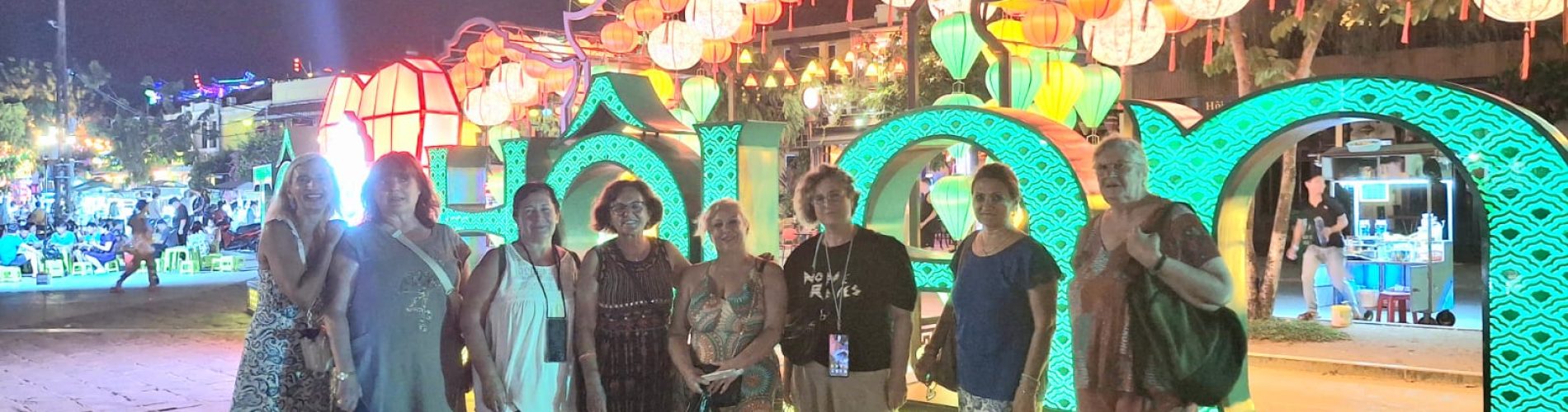 Hoian, Vietnam, Grupo mujeres