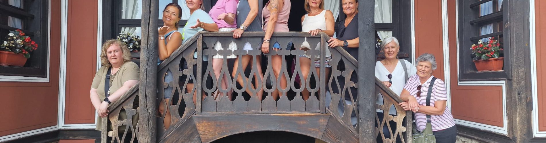 plovdiv, bulgaria, grupo mujeres