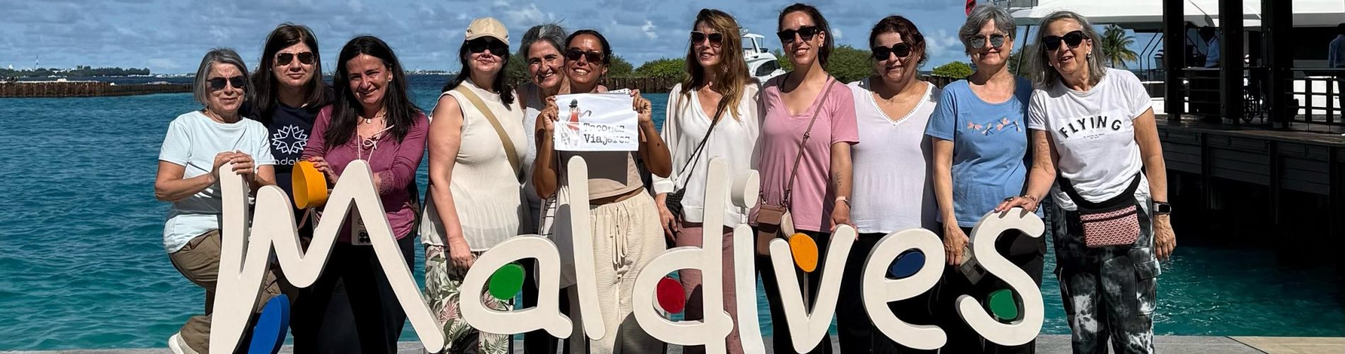 Islas Maldivas, grupo mujeres