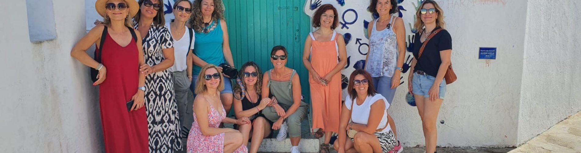 Marruecos, Chefchaouen, grupo mujeres