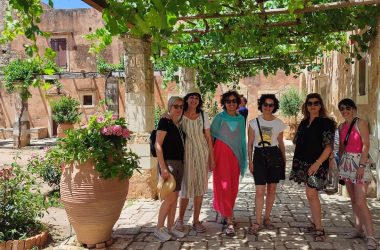 Monasterio de Arkadi, Creta, Grupo Mujeres