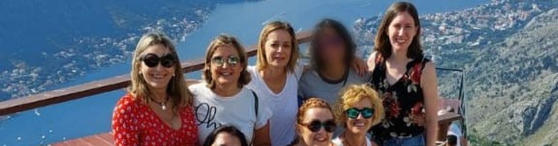 Montenegro. Bahía Kotor, Grupo Mujeres