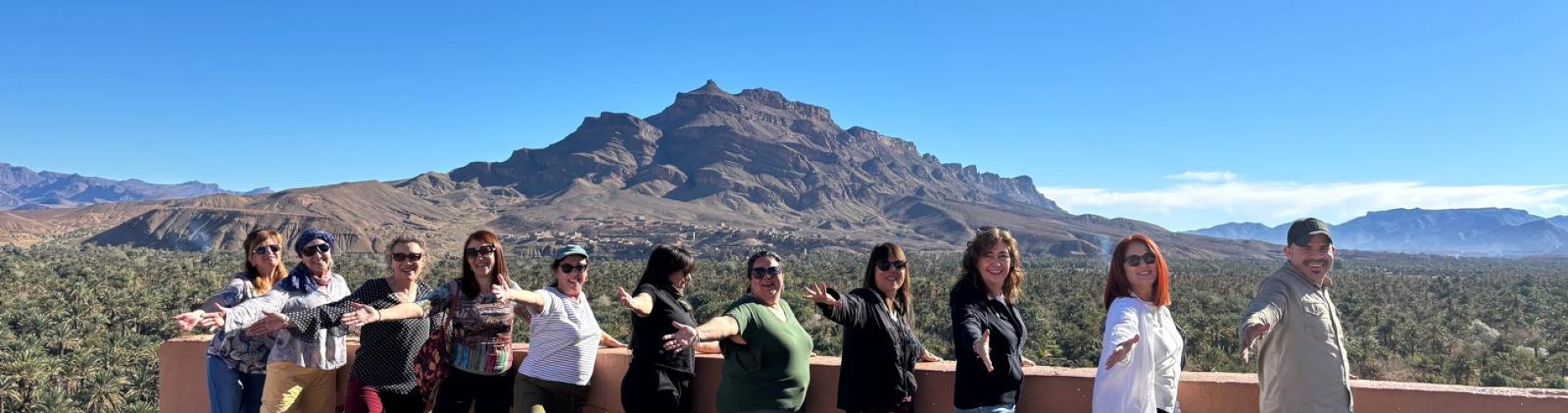 Valle Dra, marruecos, grupo mujeres